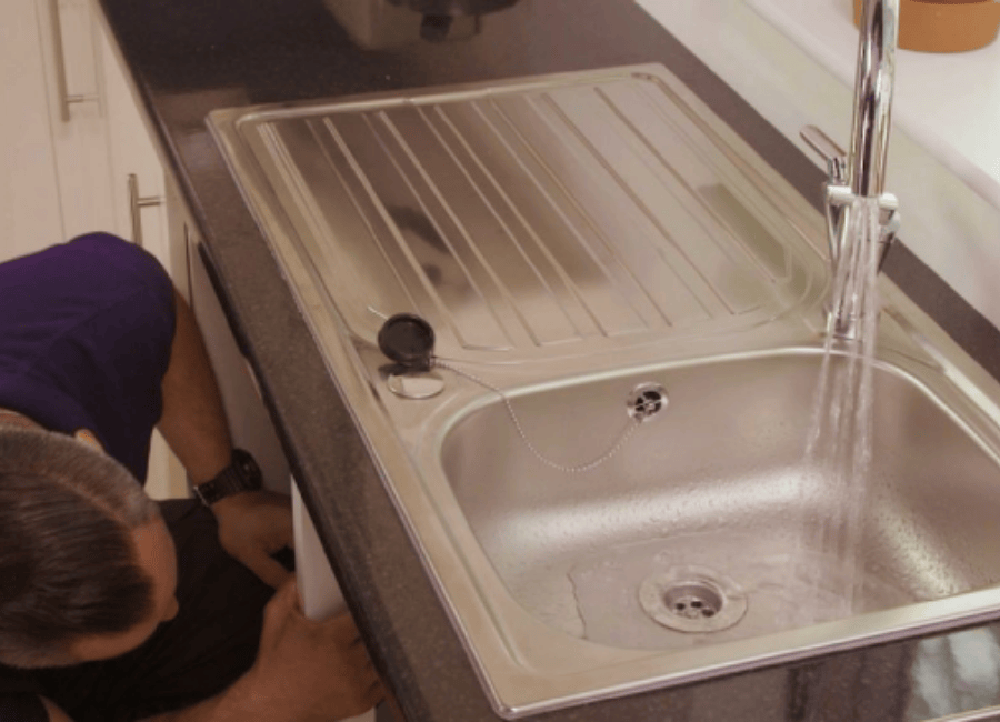 Các lỗi thường gặp ở vòi rửa chén và cách khắc phục