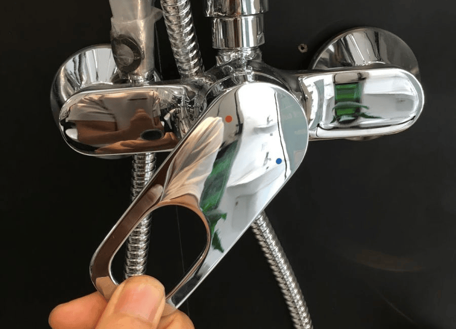 Cách sử dụng vòi sen nóng lạnh cho người mới sử dụng