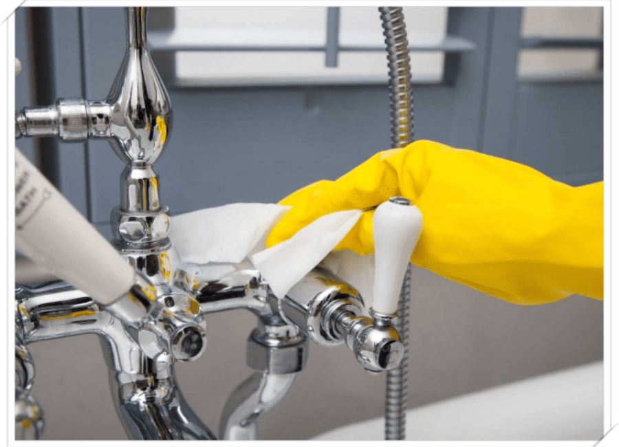 Cách xử lý Thiết bị vệ sinh đồng thau bị xỉn màu