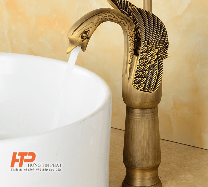 Vòi lavabo mạ Vàng thiên nga HTP 614